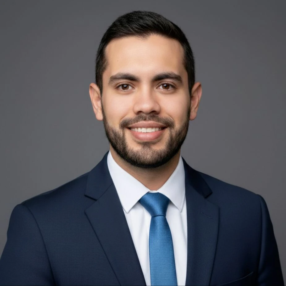 Dr. Sebastián Peinado